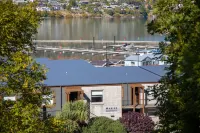 Marina Apartments - Element Escapes