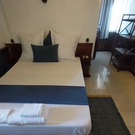 Aviavy Plage Hôtel