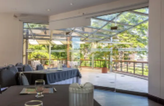 麥德林-貝爾福-達恩卡爾頓酒店