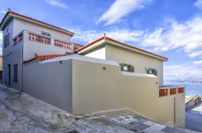 임페로 나플리오 호텔 & 스위츠  호텔