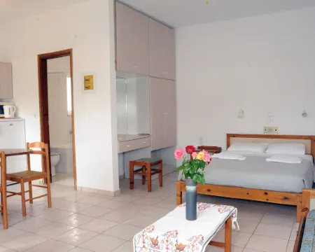 Evilion Hotel โรงแรมในStalos