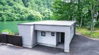 Yuyado Kuttari Onsen Lake Inn