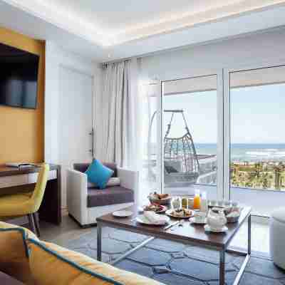 The View Bouznika Rooms