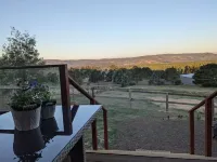 Maple Park Hotels in Kilmore