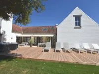 Luxury Villa in Sint-Idesbald with Hot Tub