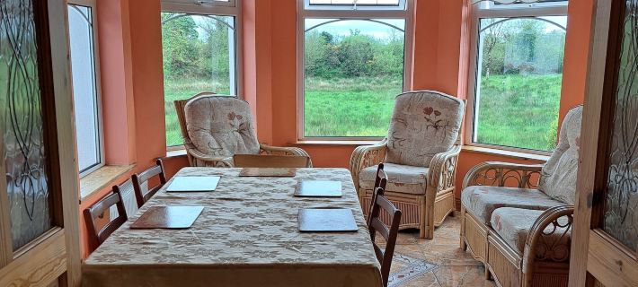 Spacious 6 Bed House 10 Minutes from Knock Airport Ξενοδοχεία στην πόλη Mayo