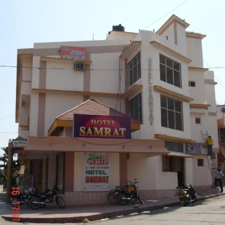 Hotel Samrat