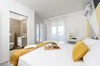 Villa TIA with Heated Pool Hotels near Floramye Zadar d.o.o.
