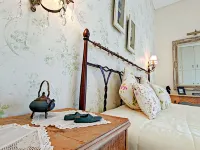 Gavalas Apartment in Agios Konstantinos Hotels in Molos-Agios Konstantinos