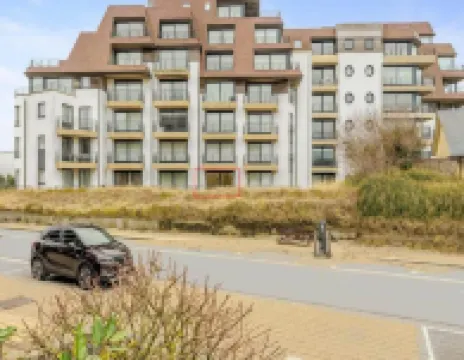 Apartment in Oostduinkerke with Sea View