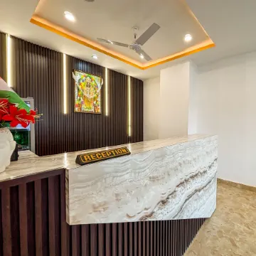 Raghuveer Sadan, Near Ram Mandir - 10 Min Walk