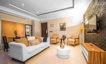 Royal Swiss Apartments & Suite