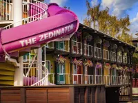 Hotel Zed Victoria Hotels near Summit Park