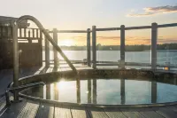 Newport Beach Hotel & Suites - spa