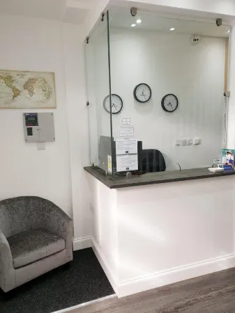 Wanstead Hotel Отели в г. Редбридж