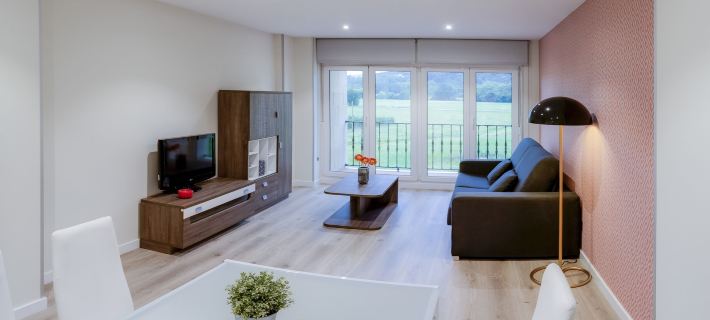 Apartamentos la Albarca Ξενοδοχεία στην πόλη Transmiera