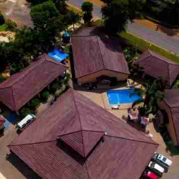 Mika Lodge Hotel Exterior