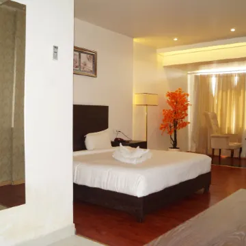 Shiva Inn