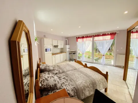 Reims Sherpa Guest House