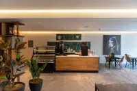 Fulton Business Luxury Hotel