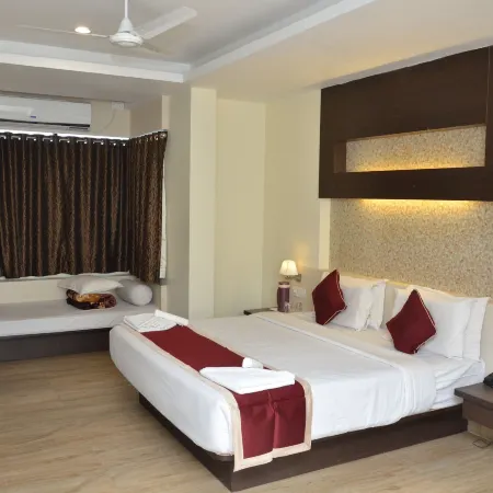 Hotel Adarsha Palace