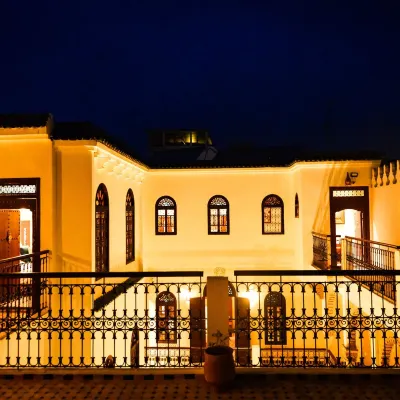 Riad Al Mazhar Hotels near Mosque El Qoubba