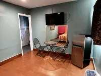 Super Inn Hotels in Pomona