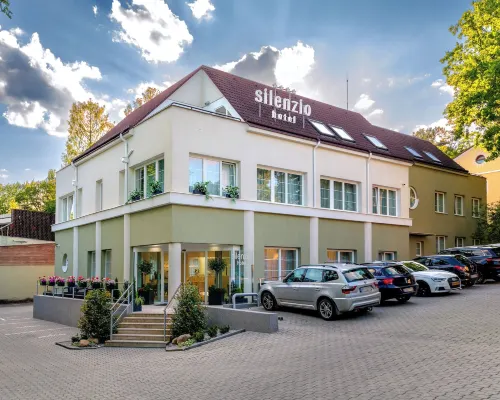 Hotel Silenzio Hotels near Prague 6