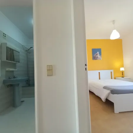 T1 Sol Nasc Piscina Wi-fi 10Min Marina 4 Pessoas
