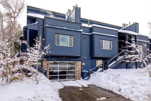 Park City Agc-8 Hot Tub Kbm Resorts