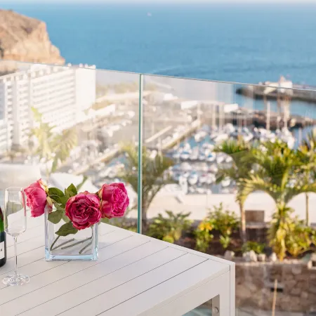 Grand Horizon Luxury Boutique Apartments