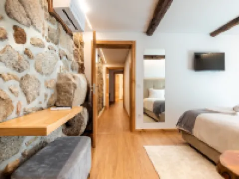 フィール・ディスカバリー・カサ・ダ・ペドラ アロウカのホテル