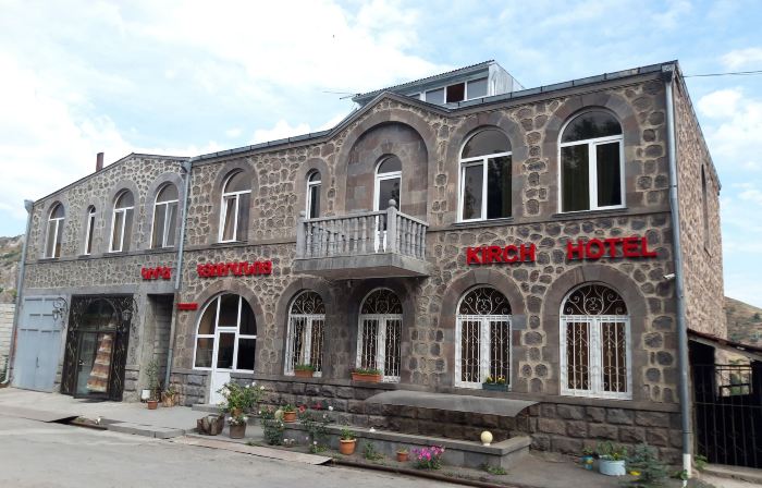 Kirch Hotel & Restaurant