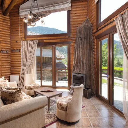 Natura Chalets