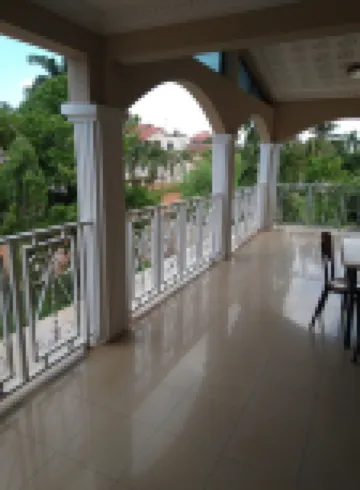 Krobia Executive Lodge