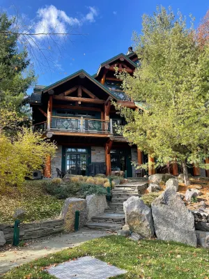 Cayuga Lodge - Homestays