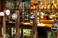 Exeter Court Hotel - bar