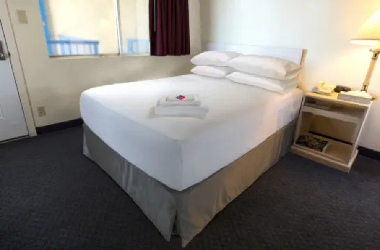 Americas Best Value Inn Story City Hotel di 