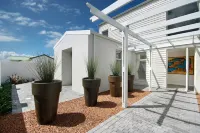 Spatalla Holiday Homes Hotels in Kleinmond