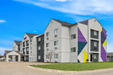 Spark by Hilton Moline Quad Cities