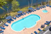 Embassy Suites by Hilton Fort Myers Estero - piscina