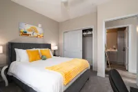 Gourmet Kitchen and Tranquil Patio - Stylish Luxury Retreat