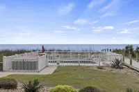 Stunning Oceanfront Escape - Private Pool, Hot Tub, Elevator