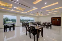 Hotel Royal Suites - parking