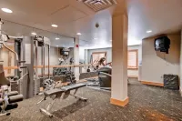 Gourmet Kitchen and Scenic Ski Area Views - Luxurious Mountain Haven