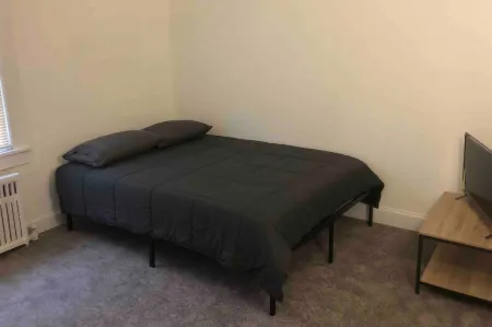 Spacious and Bright 2 Bedroom Apartment with 1 Bathroom and Private Street Entrance