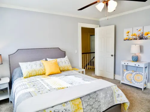 Private Pool and Backyard Retreat Near Columbia - Charming Oasis Hotels in Irmo