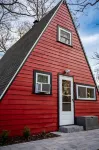 Cozy 2-bedroom Aframe in charming Lake Geneva with a hot tub and fireplace