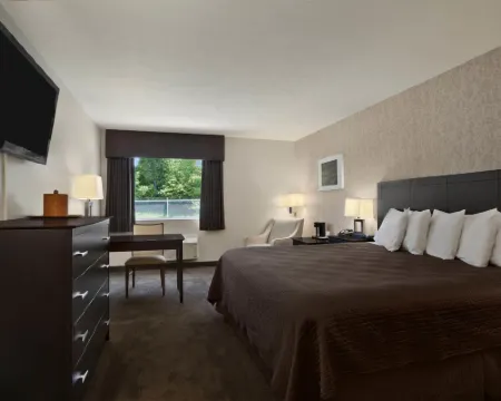 Travelodge by Wyndham Hubbard OH Hotels in Trumbull County