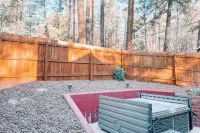 Gorgeous Mountain Views and Hot Tub - Inviting Cozy Cabin Retreat Hotels in Ruidoso